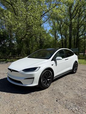 White 2024 Tesla Model X Plaid