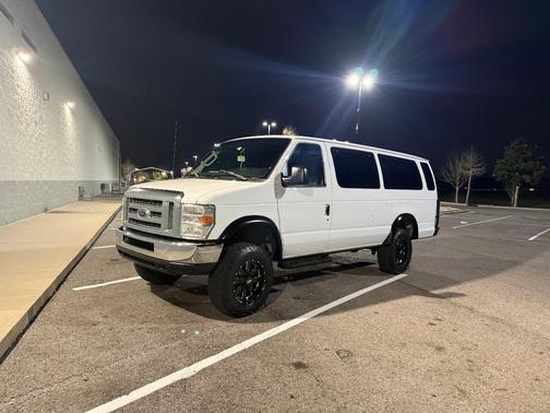 White 2012 Ford E350 Super Duty XL