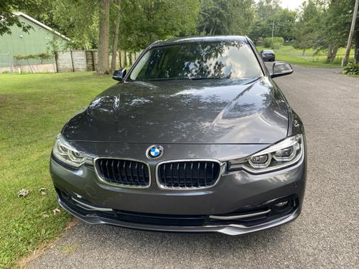 2017 BMW 320 i xDrive