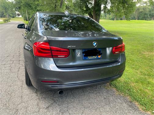 2017 BMW 320 i xDrive