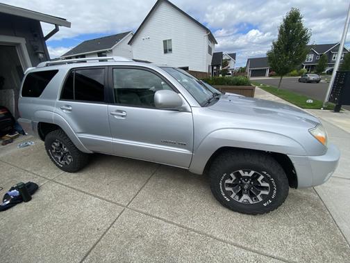 2004 Toyota 4Runner Limited V8