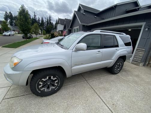 2004 Toyota 4Runner Limited V8