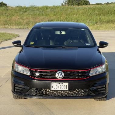 Black 2018 Volkswagen Passat 3.6L V6 GT