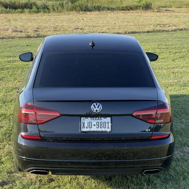 Black 2018 Volkswagen Passat 3.6L V6 GT