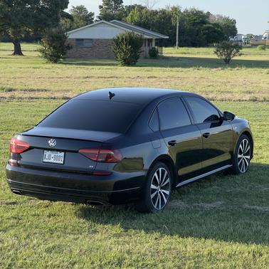 Black 2018 Volkswagen Passat 3.6L V6 GT