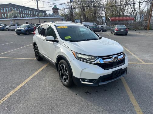 White 2018 Honda CR-V Touring