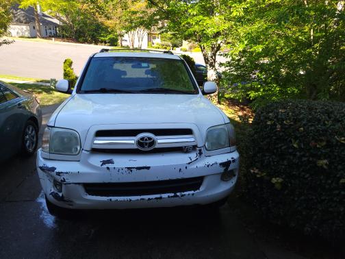 2005 Toyota Sequoia SR5