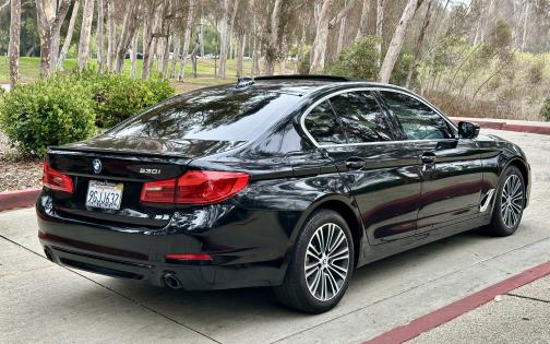 2019 BMW 530 i
