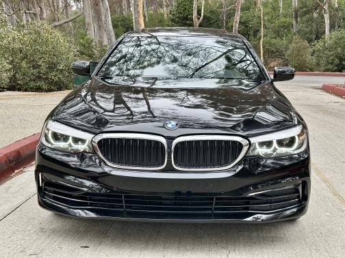 2019 BMW 530 i