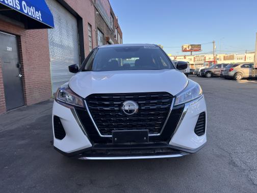 2024 Nissan Kicks S