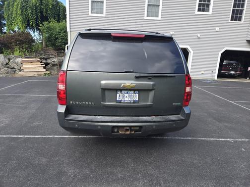 2011 Chevrolet Suburban 1500 LT