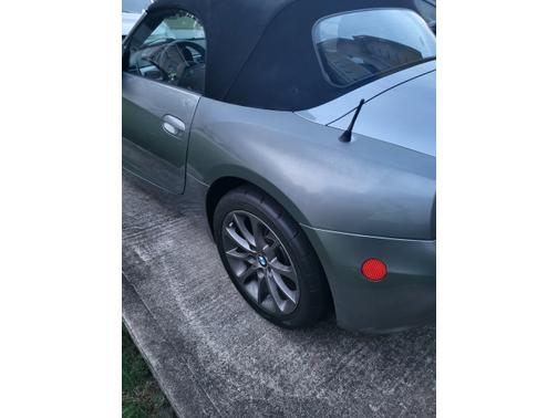 Black 2006 BMW Z4 3.0i Roadster