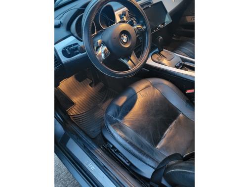 Black 2006 BMW Z4 3.0i Roadster