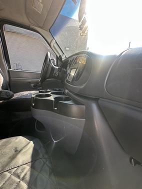 2008 Ford E150 XL Wagon