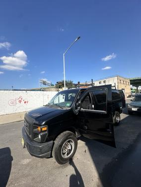 2008 Ford E150 XL Wagon