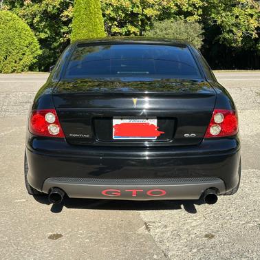 2005 Pontiac GTO Base