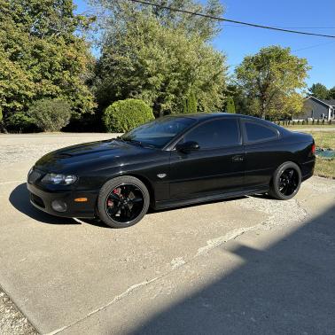 Black 2005 Pontiac GTO Base