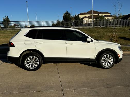 2018 Volkswagen Tiguan 2.0T SE