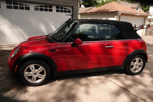 2006 MINI Cooper Base