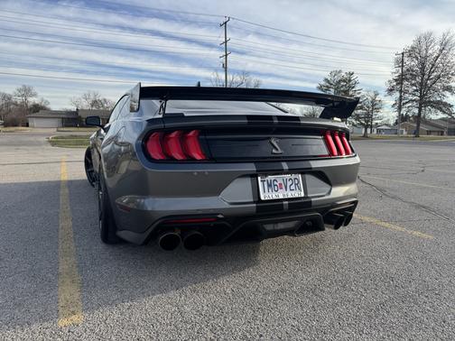 2021 Ford Shelby GT500 Base