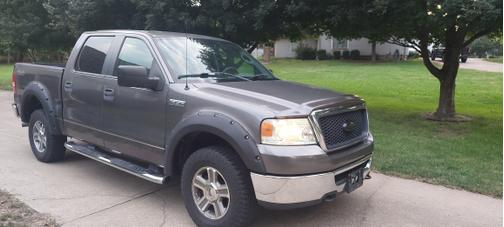 Gray 2008 Ford F-150 XLT SuperCrew