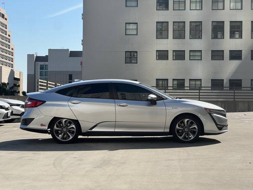 2018 Honda Clarity Plug-In Hybrid Touring