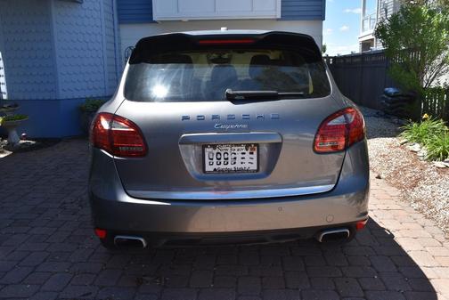 Gray 2012 Porsche Cayenne Cayenne