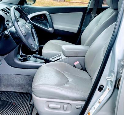 2006 Toyota RAV4 Limited