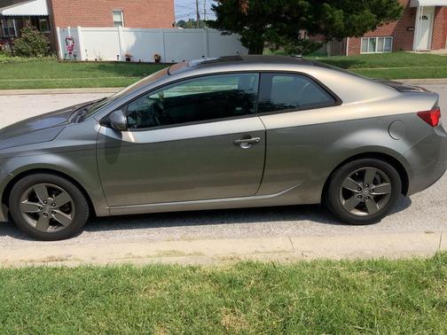 Gray 2012 Kia Forte Koup EX