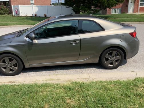 Gray 2012 Kia Forte Koup EX