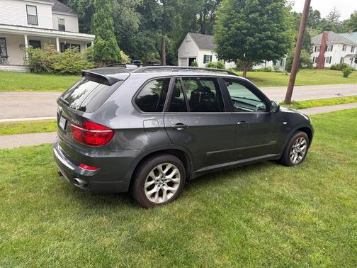 Gray 2013 BMW X5 xDrive35i Sport Activity
