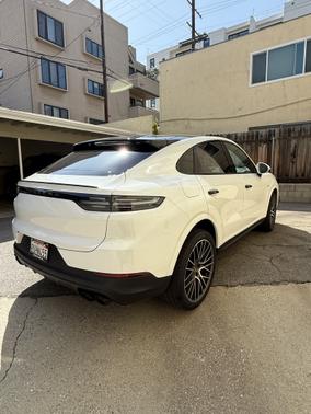 2020 Porsche Cayenne E-Hybrid AWD
