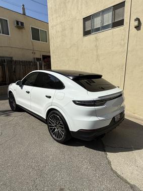 2020 Porsche Cayenne E-Hybrid AWD