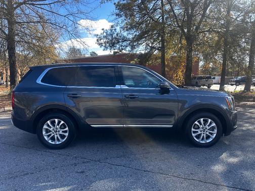 2020 Kia Telluride LX