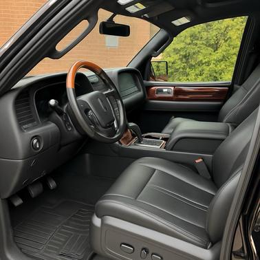Black 2017 Lincoln Navigator Select