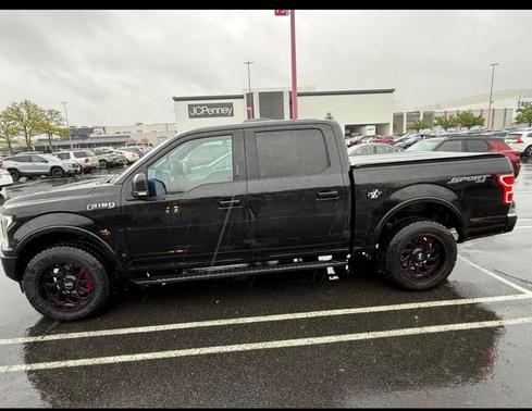 Black 2018 Ford F-150 XLT