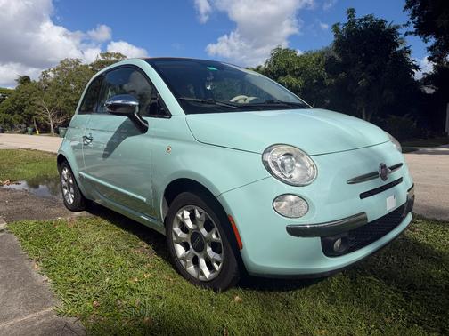 2017 FIAT 500C Lounge
