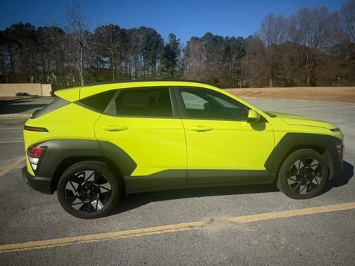 2024 Hyundai KONA SEL