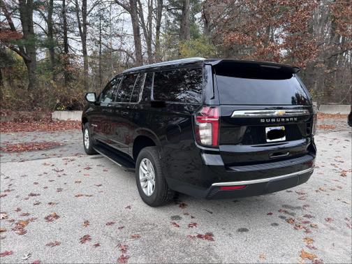 2021 Chevrolet Suburban LS