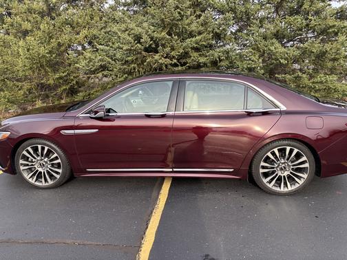 2017 Lincoln Continental Reserve