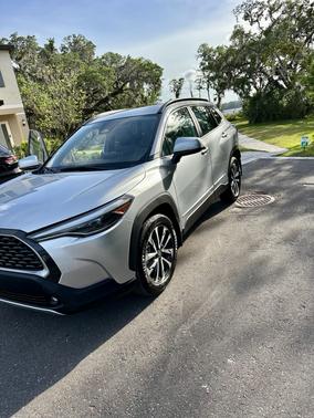 2024 Toyota Corolla Cross XLE