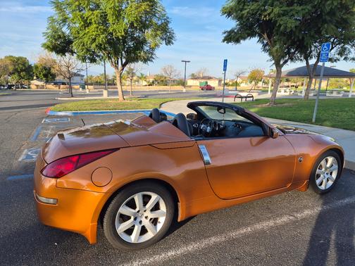 2004 Nissan 350Z Touring