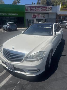 White 2011 Mercedes-Benz S-Class S 550