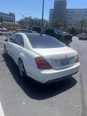 White 2011 Mercedes-Benz S-Class S 550