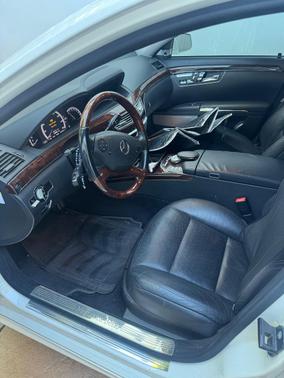 White 2011 Mercedes-Benz S-Class S 550