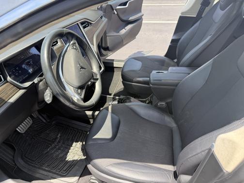 2014 Tesla Model S 85