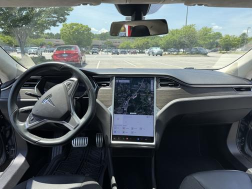 2014 Tesla Model S 85