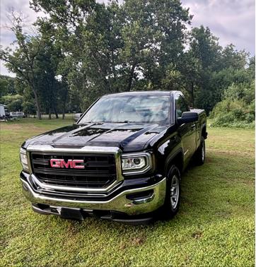 Black 2018 GMC Sierra 1500 Base