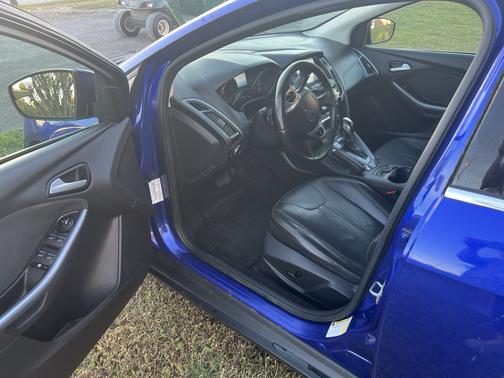 Blue 2014 Ford Focus Titanium