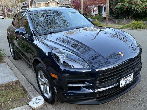 2020 Porsche Macan Base
